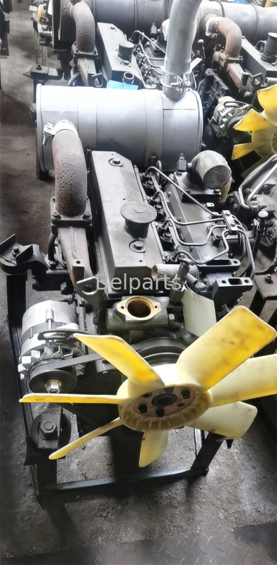 Komatsu সেকেন্ড হ্যান্ডের জন্য মিনি এক্সকাভেটর ডিজেল ইঞ্জিন অ্যাসেম্বলি PC60 4D95L-1GG