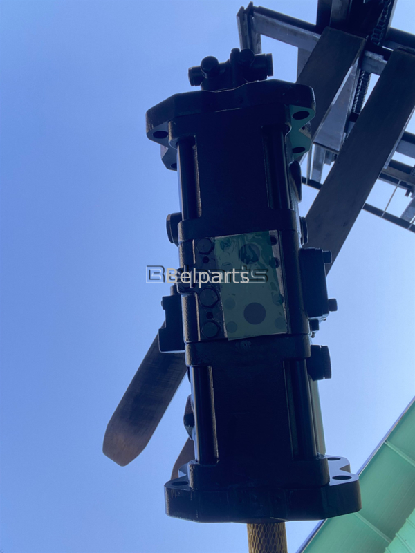 DX300 Hydraulic pump for Doosan Excavator spare parts 400914-00393A Axial Piston pump