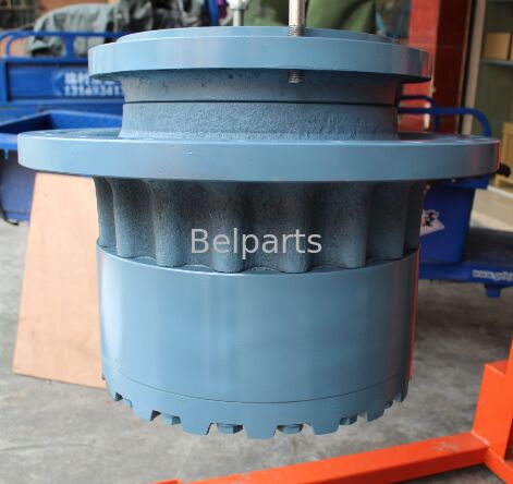 PC200-8 Komatsu Excavator খুচরা যন্ত্রাংশের জন্য ভ্রমণ হ্রাস 20Y-27-00560 হাঁটা হ্রাসকারী গিয়ারবক্স