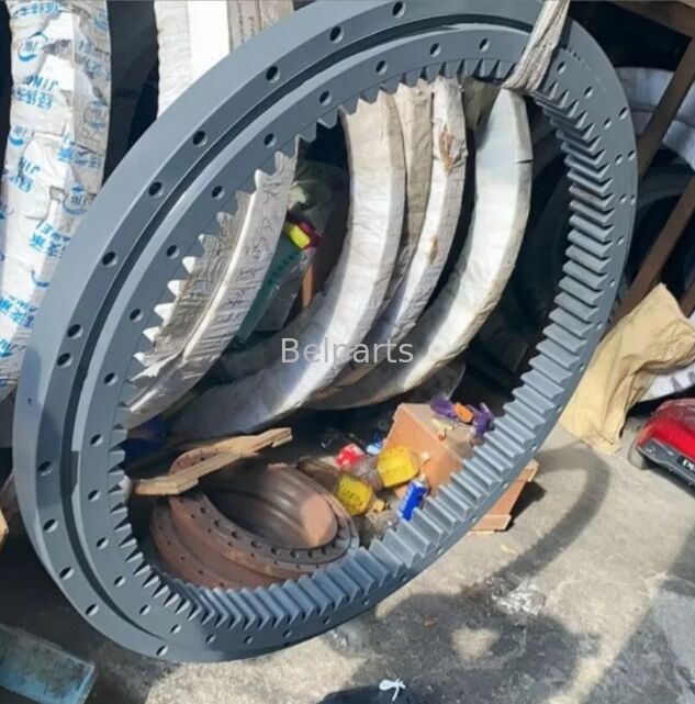 E135 নিউ হল্যান্ড এক্সকাভেটর যন্ত্রাংশ Y40F00006F3 এর জন্য স্লিউইং বেয়ারিং, সুইং সার্কেল স্লিউ রিং