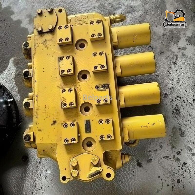 প্রধান হাইড্রোলিক কন্ট্রোল ভালভ জন্য PC3000-6 KOMATSU খননকারীর যন্ত্রাংশ 90774240 65516840 65516740 97799240 97799340 মূল বিতরণকারী সংযুক্তি