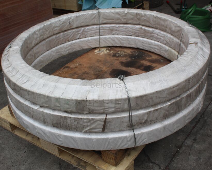 R260-7 R260LC-7 হিউন্ডাই এক্সক্যাভেটর রিপেয়ার পার্টসের জন্য স্লাইং লেয়ার 81EN-00051 স্লাইং সার্কেল স্লাইং রিং পরে বাজার