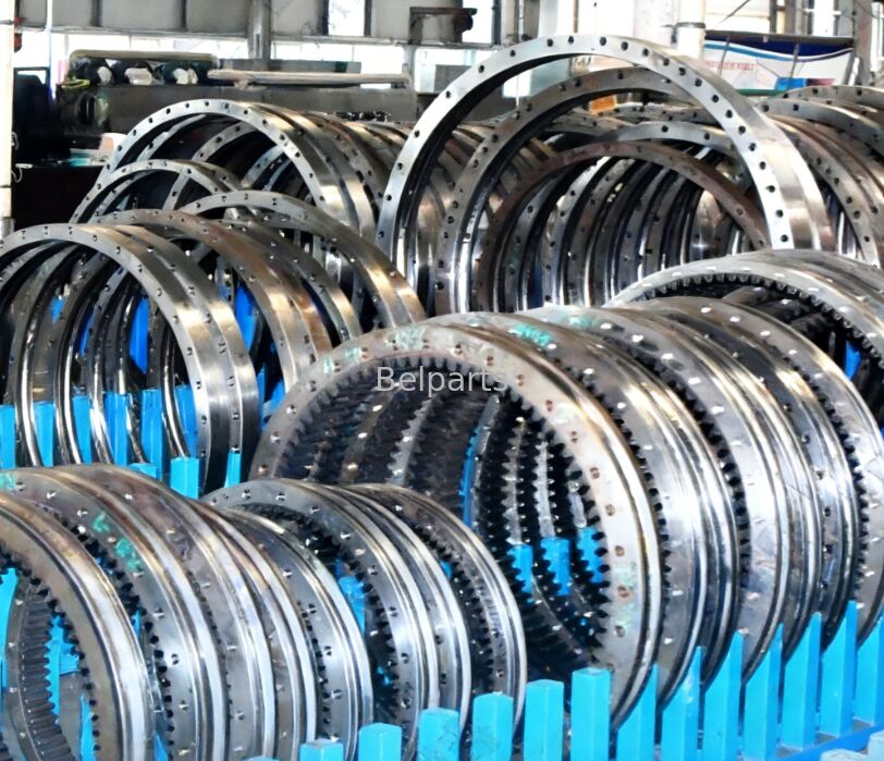 SH120-3 সুমিতোমো এক্সক্যাভেটর খুচরা যন্ত্রাংশ KNB0702 সুইং সার্কেল স্লিভ রিংয়ের জন্য স্লিভিং লেয়ারিং