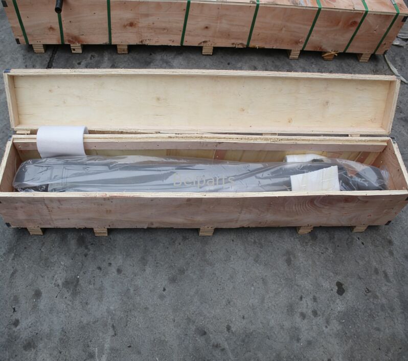 EC210B EC210BLC হাইড্রোলিক বালতি সিলিন্ডার এক্সক্যাভারের খুচরা যন্ত্রাংশের জন্য VOE14512430 VOE14523659 VOE14523664 VOE14523664 উচ্চ মানের