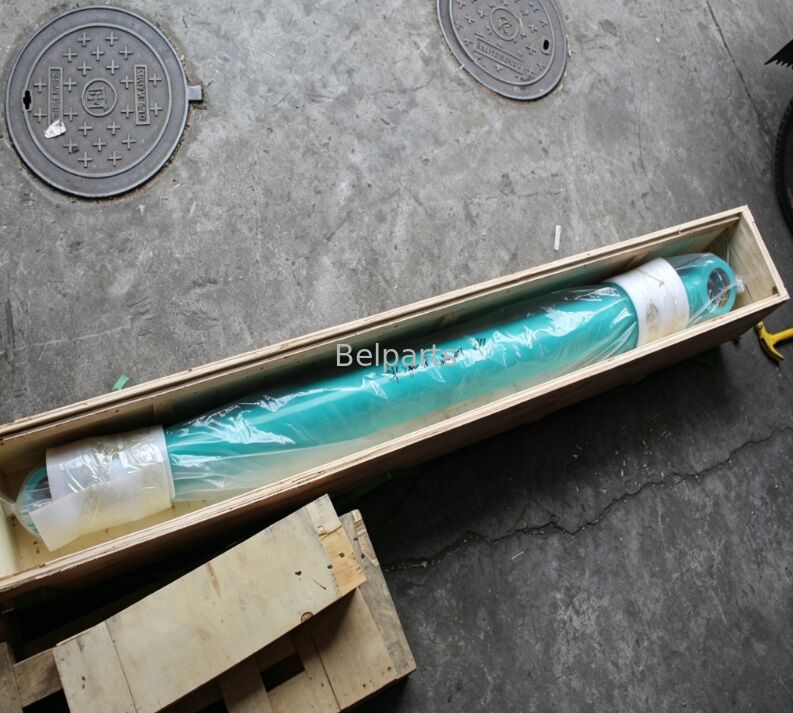 SK210-8 হাইড্রোলিক বুম সিলিন্ডার Kobelco Excavator Spare Parts YN01V00151F2 পরে বাজারে উচ্চ মানের