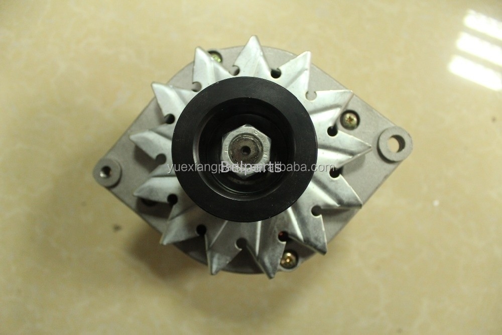 PC210-6K রেগুলেটর অল্টারনেটরের জন্য খননকারী 6735-81-6110 জেনারেটর অল্টারনেটর